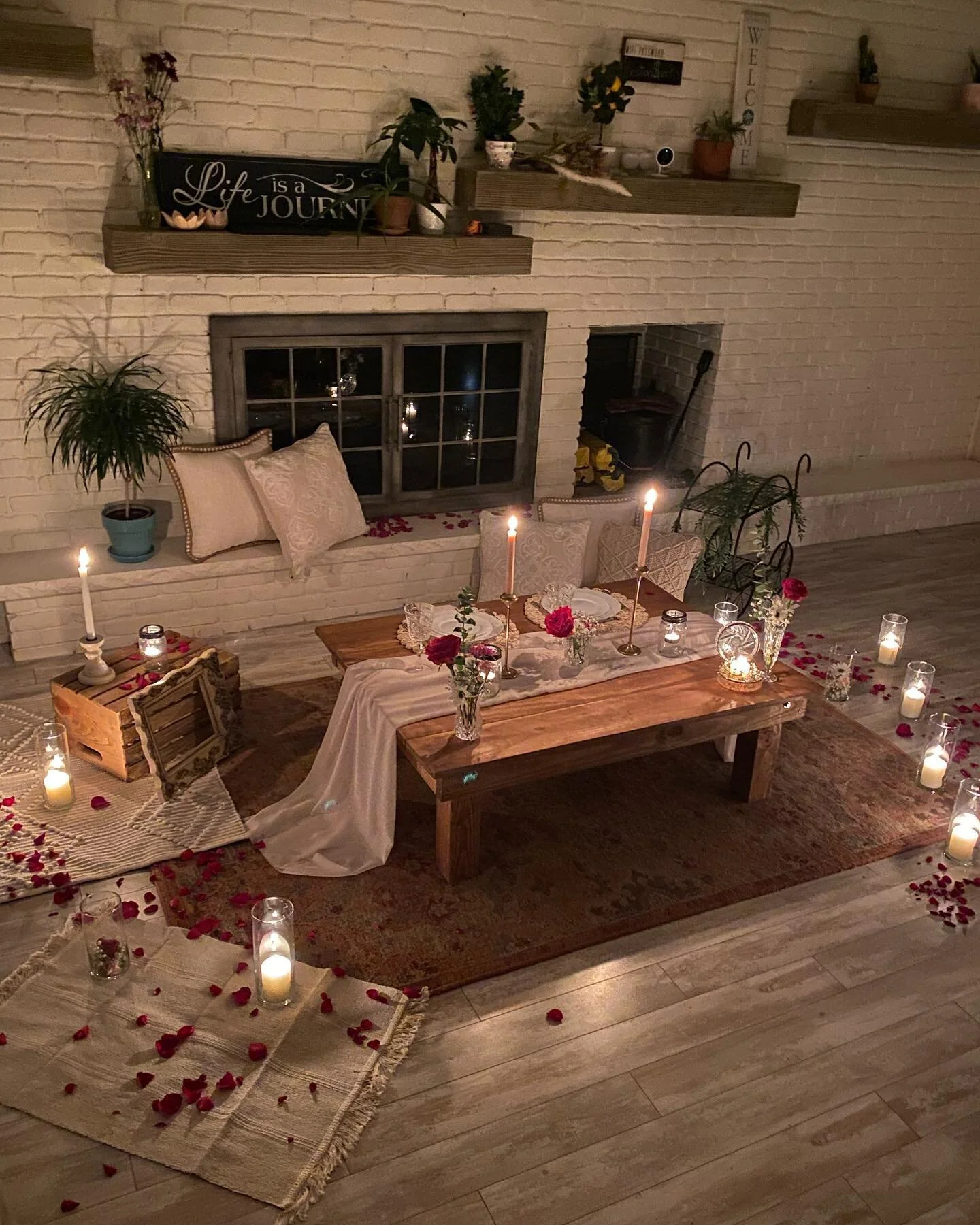 A snippet from our fave Stay-At-Home Date Night set up yesterday &hearts;️ Happy belated Valentine&rsquo;s Day ya&rsquo;ll!